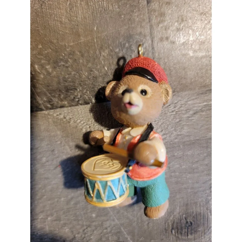 Vintage Hallmark 1991 Fanfare bear drum ornament Xmas home tree decor‎